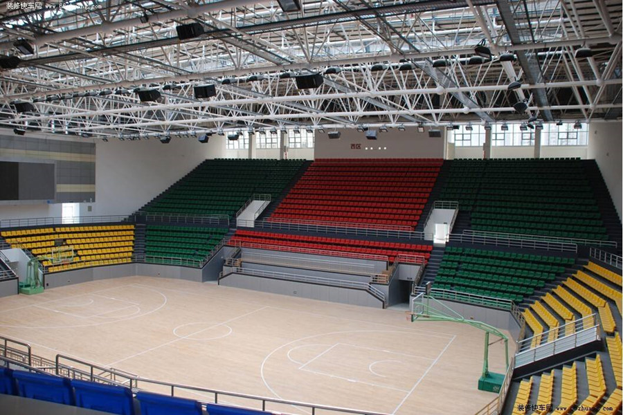 怒江羽毛球场网架工程